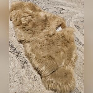 Janie and Jack Plush Tan Faux Fur Accent Size 6-12 Months